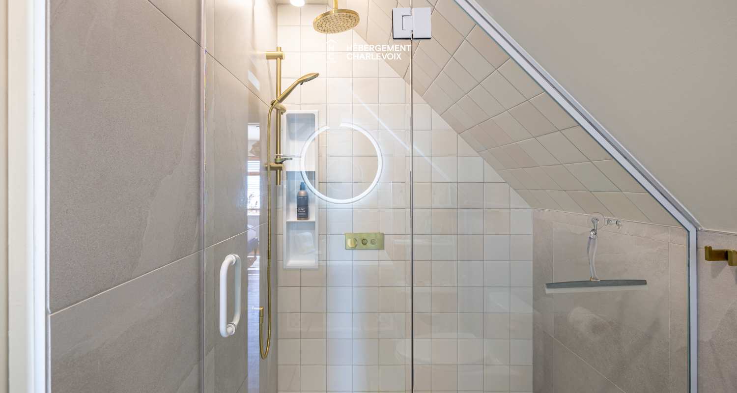 BEA-42 - Trois étages pour vivre de beaux moments